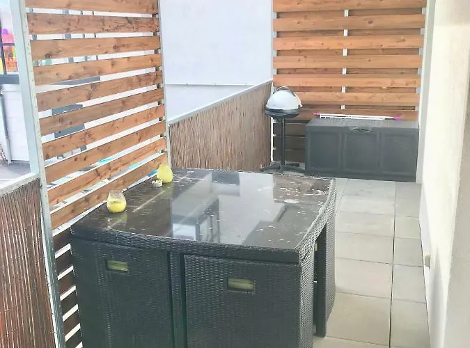 Le T2 Moderne Avec Terrasse Et Parking Appartement Strasbourg