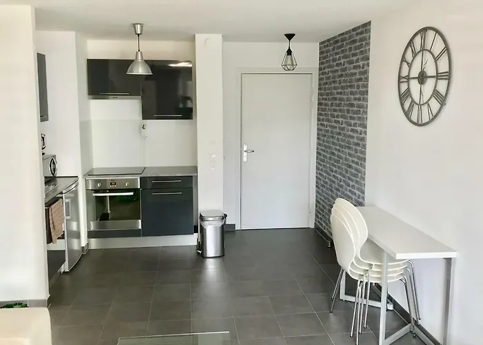 Let2 Moderne Avec Terrasse Et Parking شقة